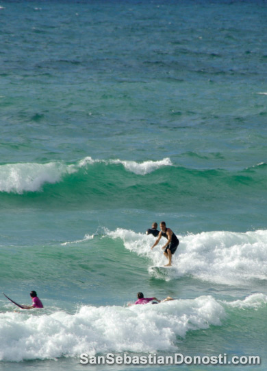 Surf en Donosti (San Sebastin - Donosti)